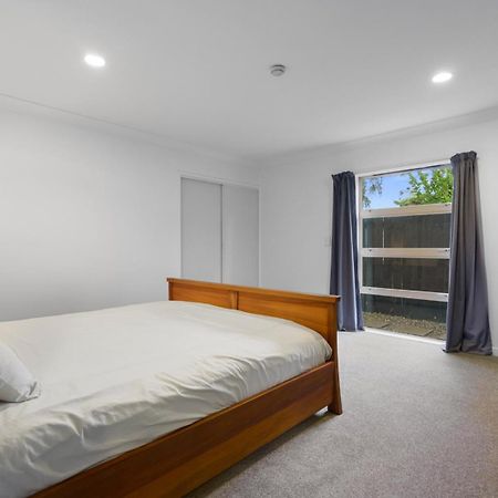Sunny, Quiet, 2-Bedroom Unit In Fabulous Location! Cambridge Luaran gambar